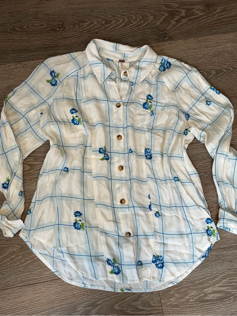 Free People White Button-Up Shirt with Blue Floral Motif